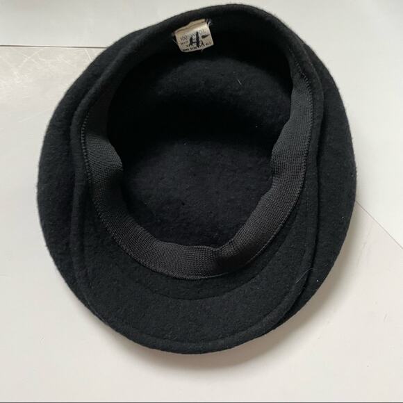 Vintage Wool Driving Cap Hat Made in Hong Kong Black GUC
